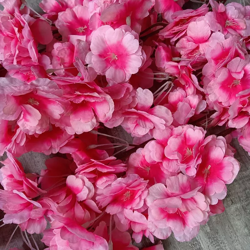 Sztuczne gałęzie drzew Sakura